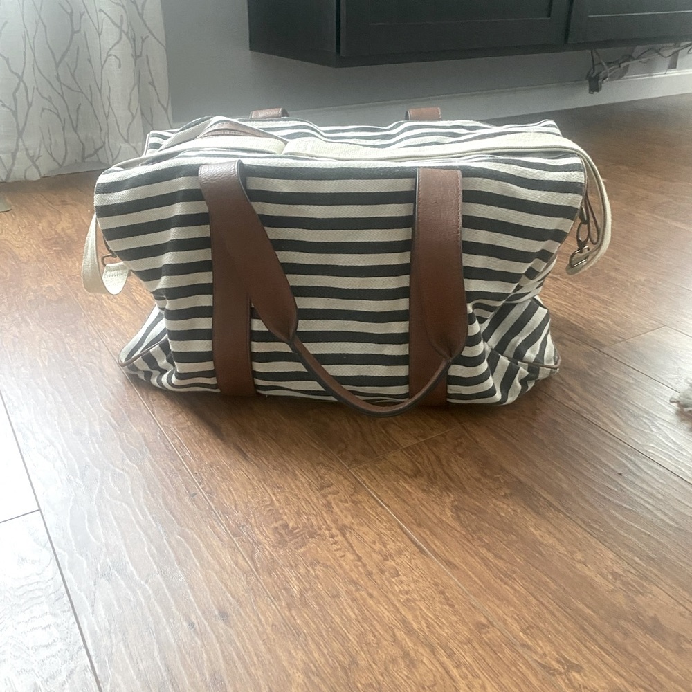 Madden girl duffel bag